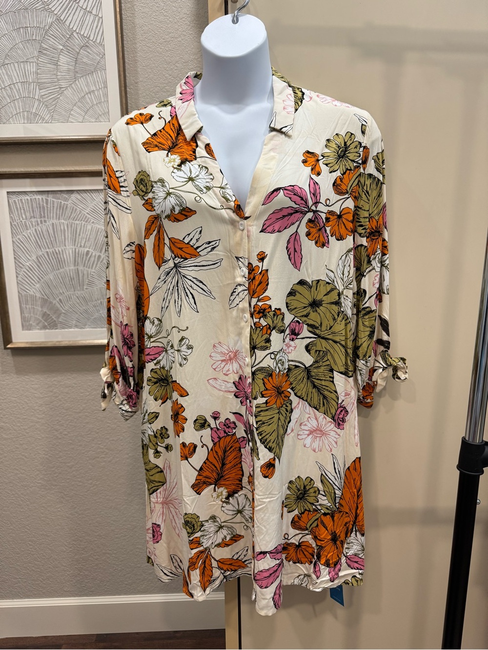 CUPSHE Cream Floral Button-Up Tunic with Orange & Pink Accents, size XXL